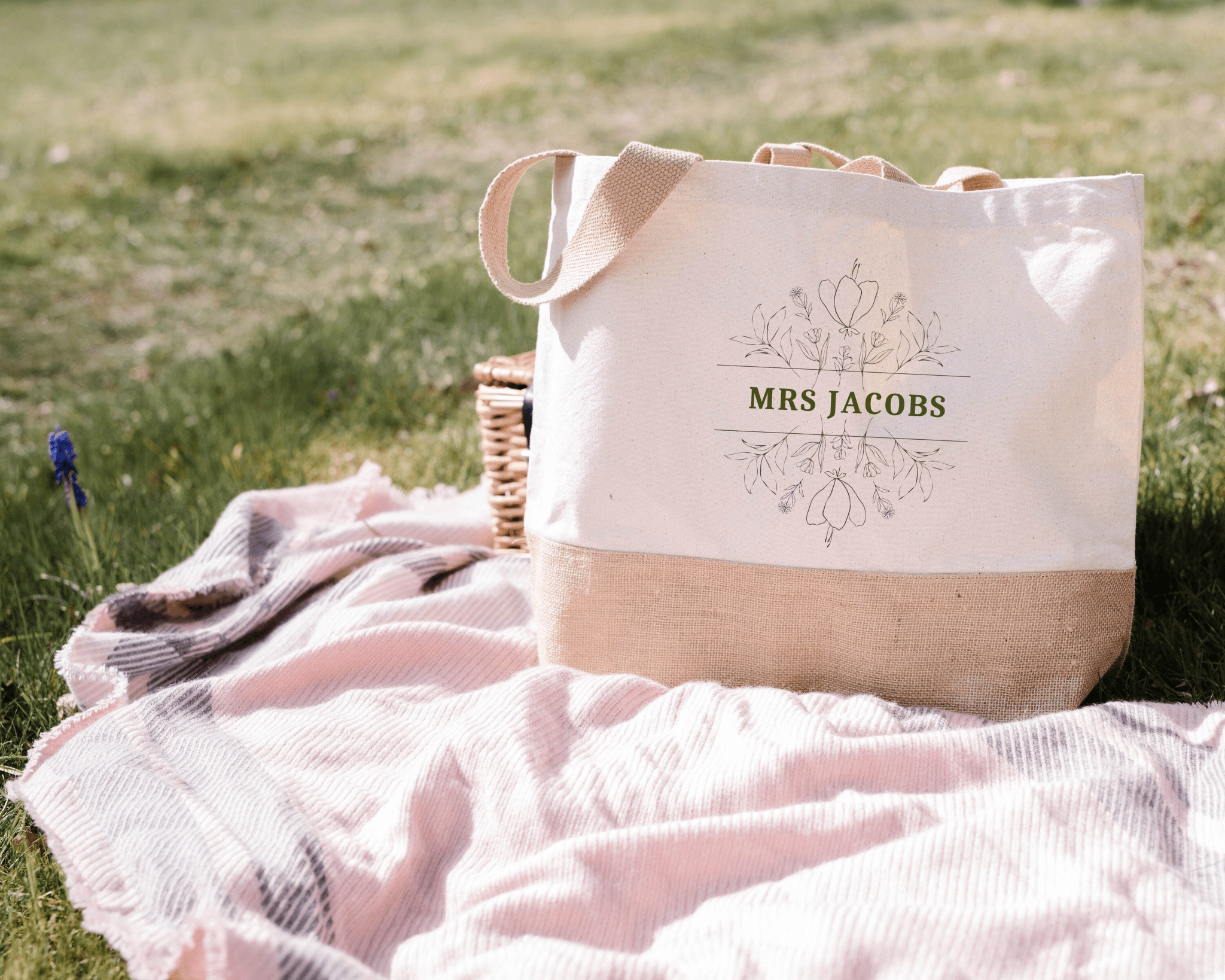 Personalised Teacher tote bag, teacher appreciation gift, custom name teacher, gift for teacher, end of year, thank you teacher assistant - Jessica Hollie Gifts
