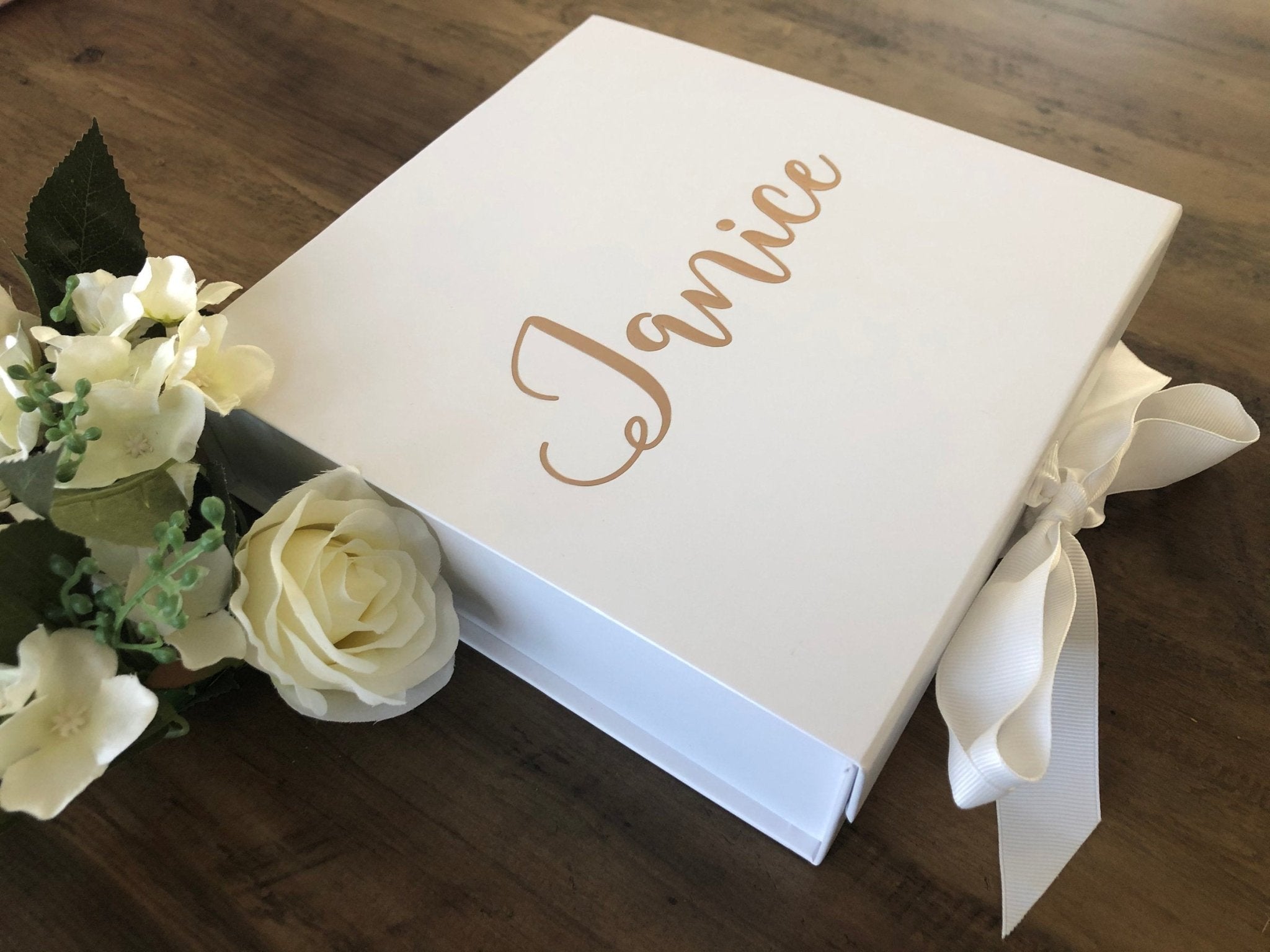 Medium Personalised Gift Box - Jessica Hollie GiftsBoxes