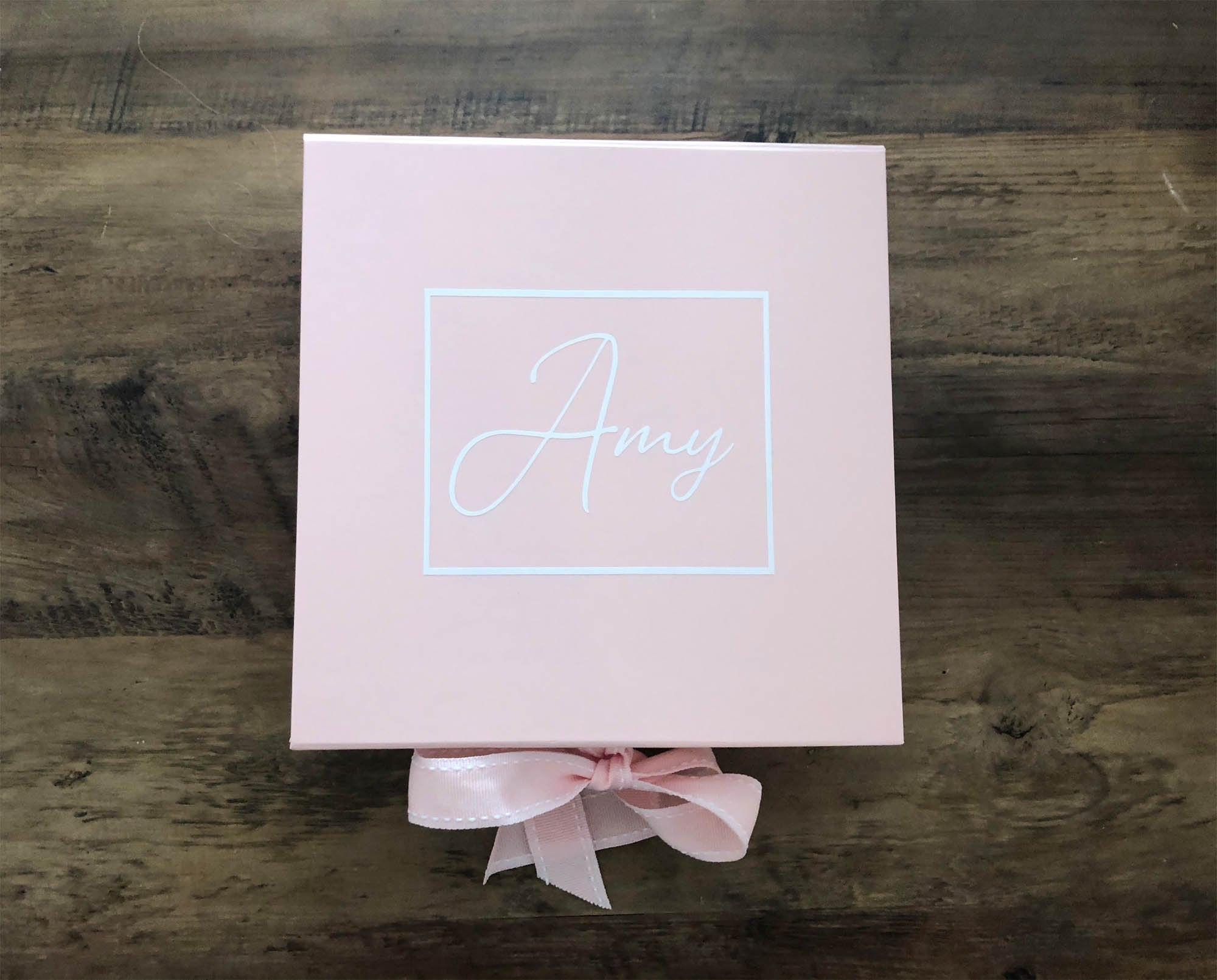 Medium Personalised Gift Box - Jessica Hollie GiftsBoxes