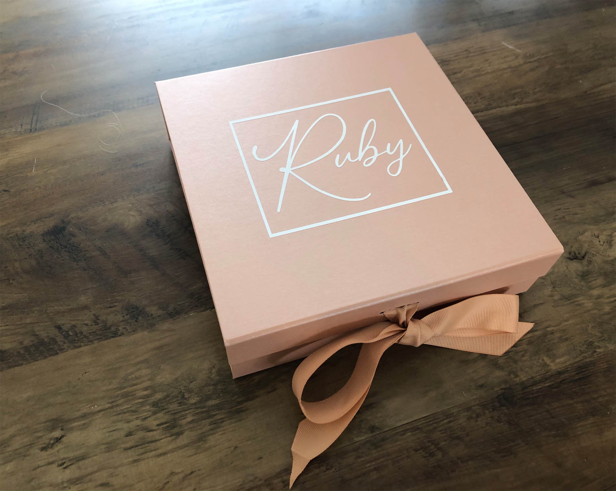 Medium Personalised Gift Box - Jessica Hollie GiftsBoxes