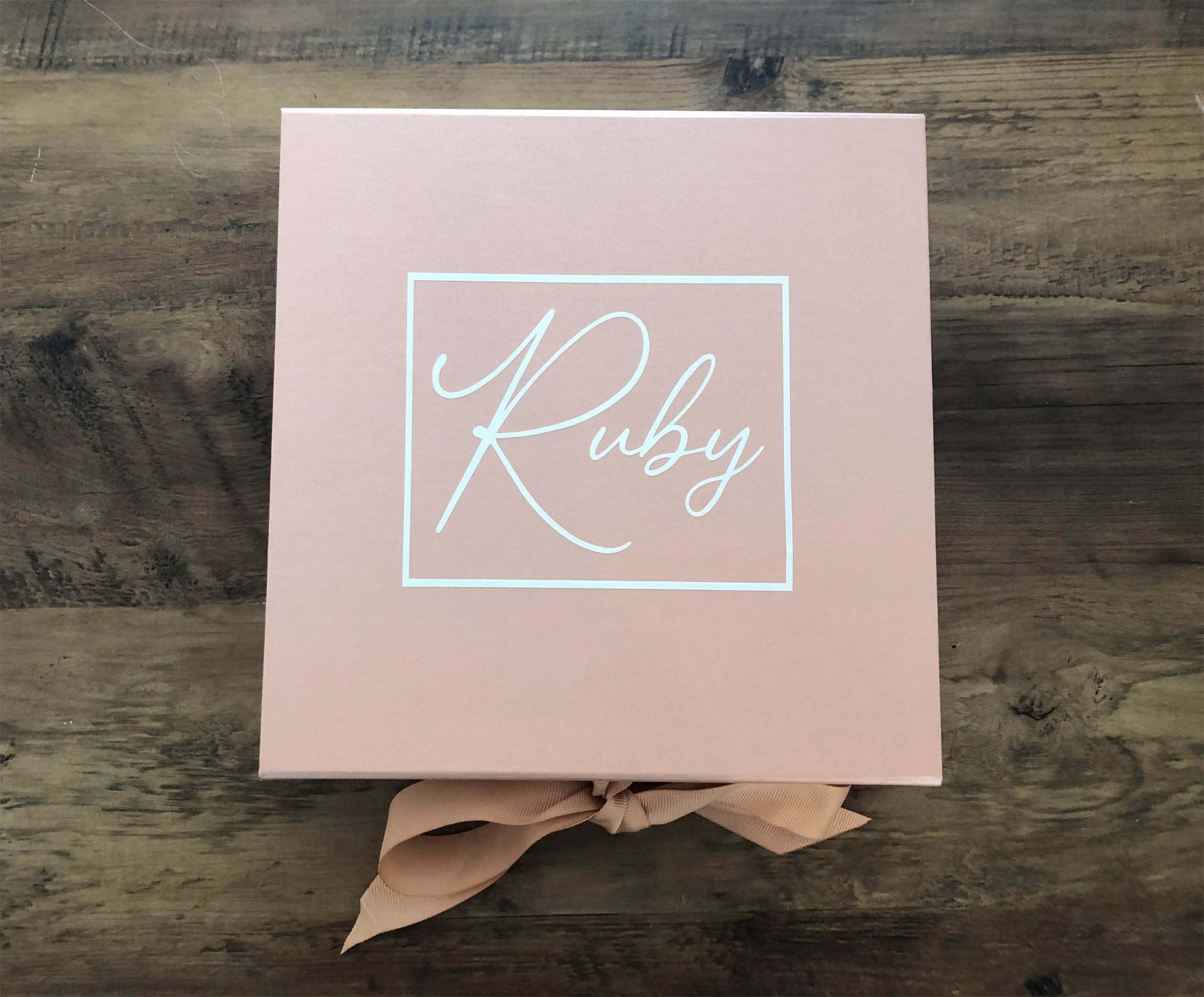 Medium Personalised Gift Box - Jessica Hollie GiftsBoxes